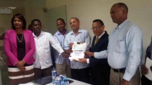 DANILO MEDINA CONTIN&Uacute;A ENVIANDO RECURSOS DEL 5% A LOS AYUNTAMIENTOS