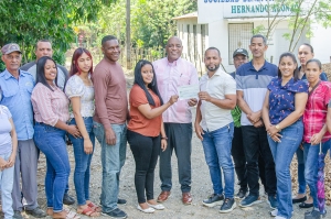 FOMISAR entrega recursos para la conexi&oacute;n de caminos vecinales en Hernando Alonzo.