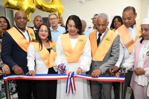 UTECO inaugura Laboratorio de Microbiolog&iacute;a con inversi&oacute;n de FOMISAR en el marco de su 44 aniversario.