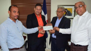 LA PROVINCIA DE MONSE&Ntilde;OR NOUEL RECIBE UN CHEQUE DE FOMISAR